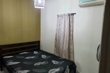 Endah Regal Condominium