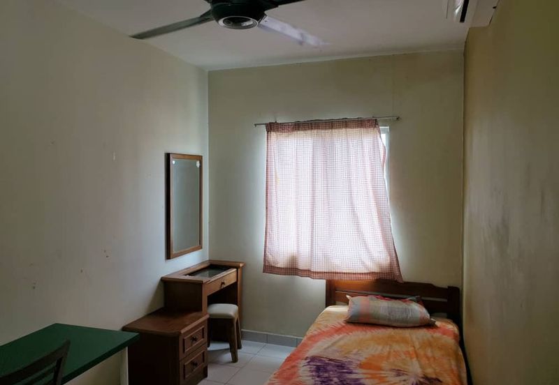 Endah Regal Condominium