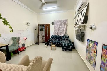 FOR SALE: Semi D Setingkat Jalan Batu Rakit Kampung Wakaf Tengah Kuala Terengganu Terengganu