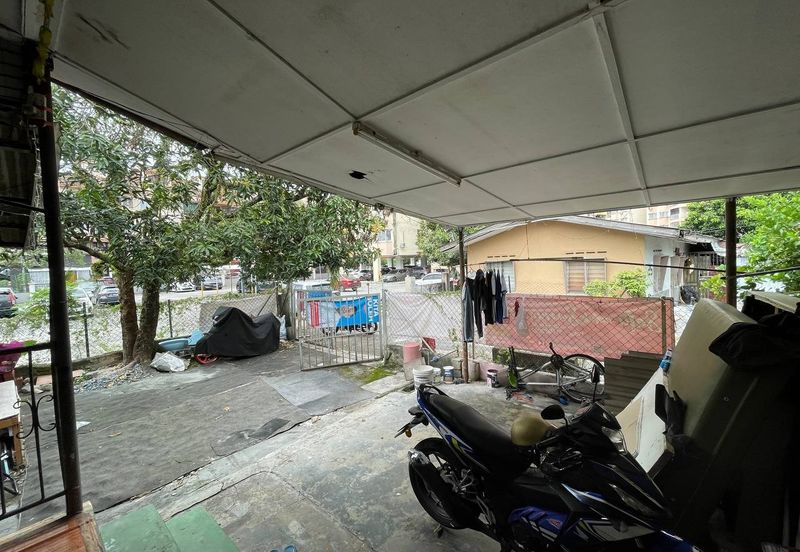 FOR SALE: Tanah Lot & Rumah Kampung Pandan Kuala Lumpur