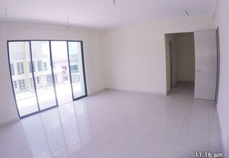 ~ 2.5 STOREY SEMI DETACHED UNIT  AT BUKIT MAHKOTA CHERAS FOR SALE