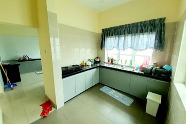 Bandar Baru Salak Tinggi