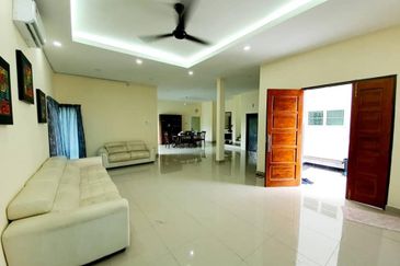 Bandar Baru Salak Tinggi