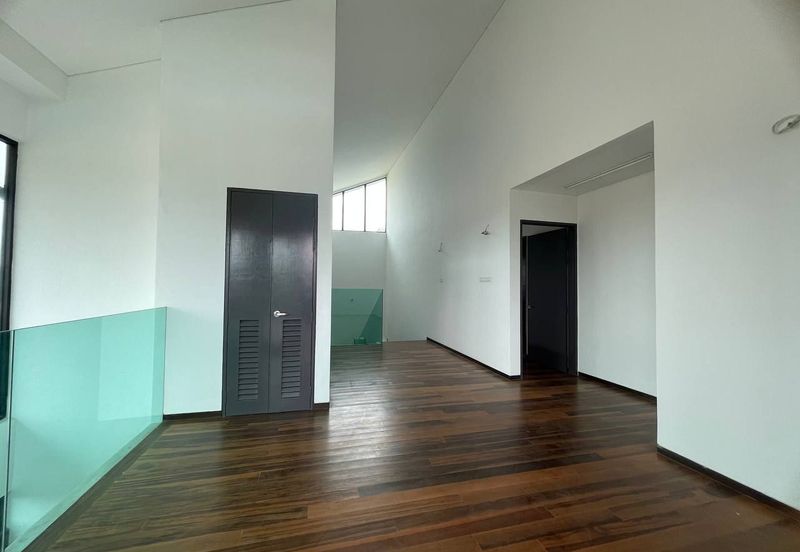 ~ NEW MODERN 2.5 STOREY BUNGALOW, TAMAN UNIVERSITI BANGI NEAR GMI AND UKM