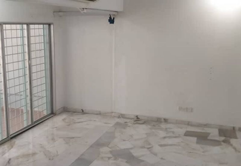 Pantai Dalam Kampung Kerinchi