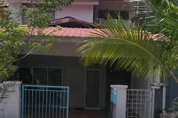 Pantai Dalam Kampung Kerinchi