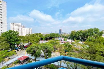 Tasik Heights Apartment