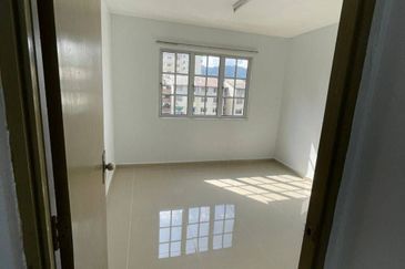 ~ Flat Kelumpuk Melati AU3 Keramat