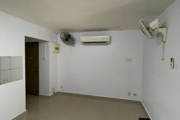 ~ Flat Kelumpuk Melati AU3 Keramat