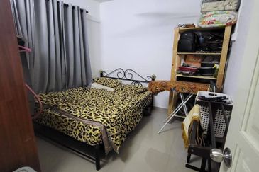 ~ 1 UNIT APMT RAKYAT DESA PANTAI ( BANGSAR SOUTH) FOR SALE