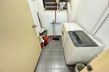 ~ Pangsapuri Seri Pinang Setia Alam LOWER FLOOR + GOOD CONDITION - TERMURAH