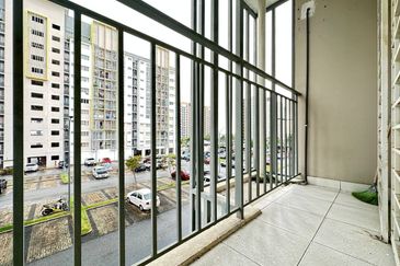 ~ Pangsapuri Seri Pinang Setia Alam LOWER FLOOR + GOOD CONDITION - TERMURAH