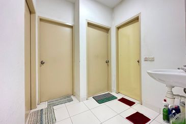 ~ Pangsapuri Seri Pinang Setia Alam LOWER FLOOR + GOOD CONDITION - TERMURAH