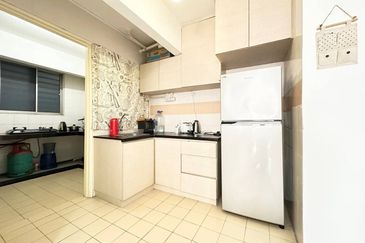 Pangsapuri Damai, Subang Bestari