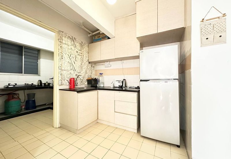 Pangsapuri Damai, Subang Bestari