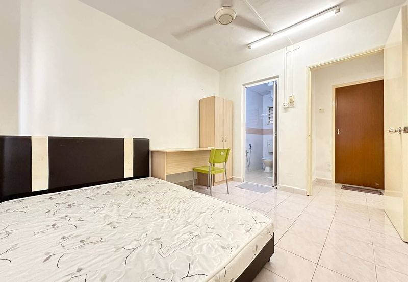 Pangsapuri Damai, Subang Bestari