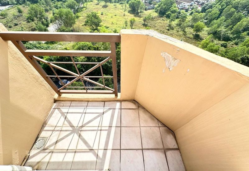 Pangsapuri Damai, Subang Bestari