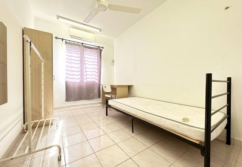 Pangsapuri Damai, Subang Bestari