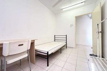 Pangsapuri Damai, Subang Bestari