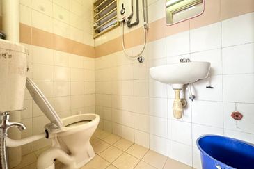 Pangsapuri Damai, Subang Bestari