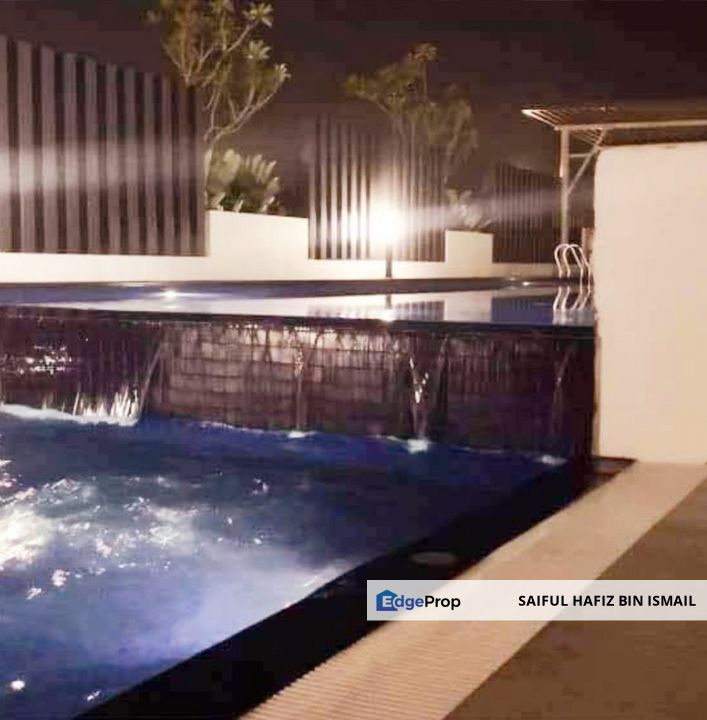 ~ FACING POOL Sentrovue Apartment Puncak Alam RENOVATED + GOOD CONDITION, Selangor, Bandar Puncak Alam