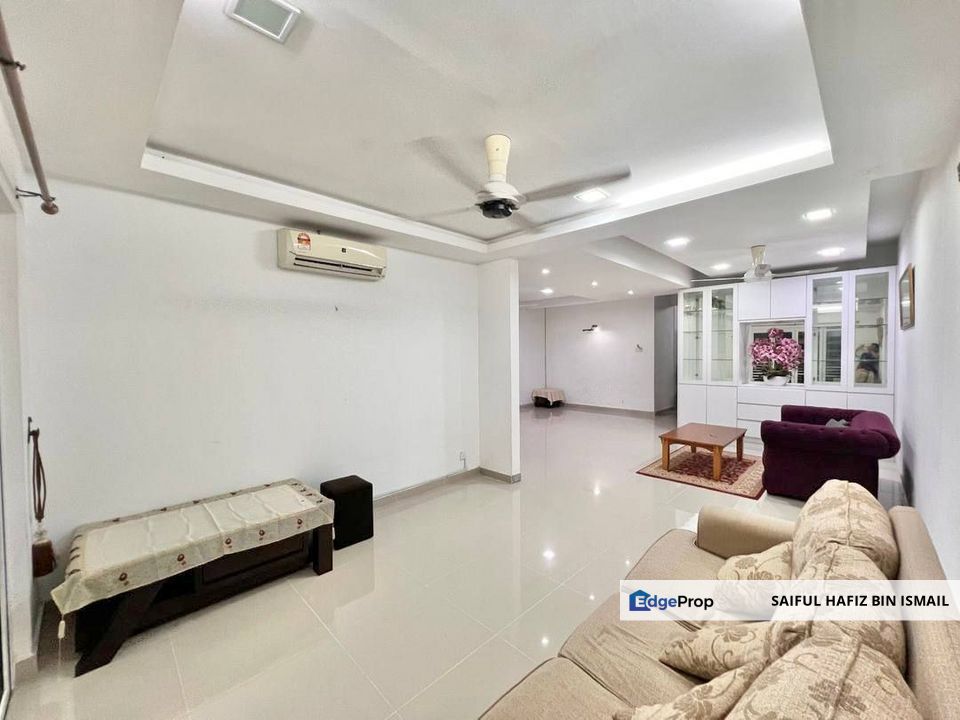 DOUBLE STOREY TERRACE HOUSE SEKSYEN 7 SHAH ALAM (Jalan Yakut), Selangor, Shah Alam