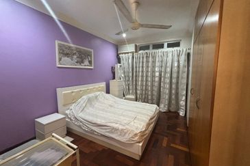 Beautiful 2.5 Storey Home Renovated Extended Well Kept House! Seksyen 7, Shah Alam For Sale!