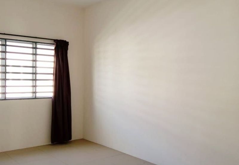 2 STOREY INTERMEDIATE TERRACE HOUSE AT TAMAN TASEK INDRA KINTA IPOH PERAK FOR SALE