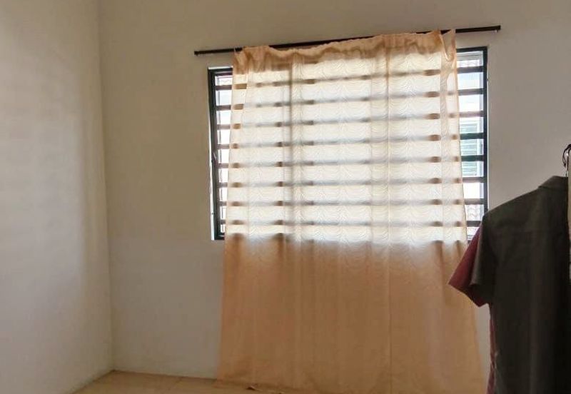 2 STOREY INTERMEDIATE TERRACE HOUSE AT TAMAN TASEK INDRA KINTA IPOH PERAK FOR SALE