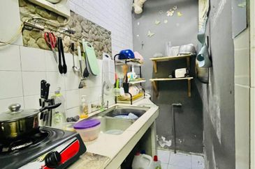 Seri Tanjung Apartment (Rose Court)