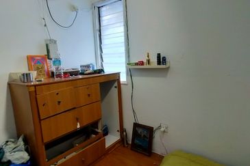 For Sale - Flat mampu milik di lokasi strategic berdekatan dengan bandar di Desa Pandan, Kg. Pandan.Kuala Lumpur. 