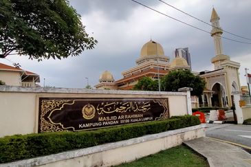 For Sale - Flat mampu milik di lokasi strategic berdekatan dengan bandar di Desa Pandan, Kg. Pandan.Kuala Lumpur. 