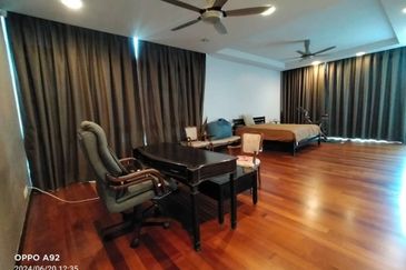 Clover Garden Residences