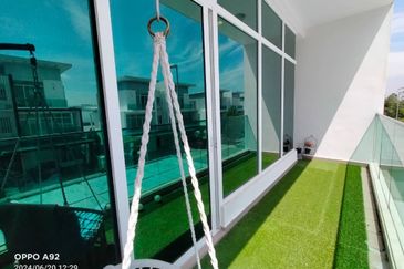 Clover Garden Residences