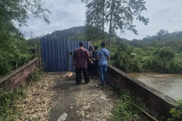 For sale : Tanah Pertanian 3.656 ekar di Batu 20¼ Sg Lui, Hulu Langat. Selangor.