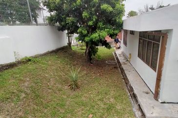 ✨ FOR SALE – Double Storey Bungalow @ Bukit Gasing, Petaling Jaya ✨