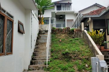 ✨ FOR SALE – Double Storey Bungalow @ Bukit Gasing, Petaling Jaya ✨