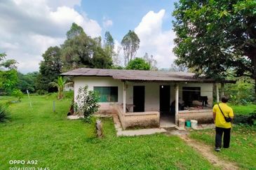 For sale :Tanah cantik 25 Ekar, Freehold dan geran individu di Sungai Tuntung, Hulu Langat Selangor. (Berdekatan D' Haslam)