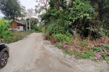 Kampung Sungai Sekamat