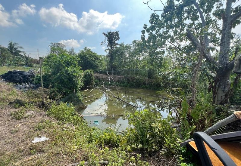 ✨ 1 Ekar Tanah + Rumah @ Kg. Pulau Meranti, Sepang! ✨ (Berdekatan Masjid Pulau Meranti)