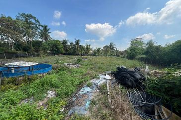 ✨ 1 Ekar Tanah + Rumah @ Kg. Pulau Meranti, Sepang! ✨ (Berdekatan Masjid Pulau Meranti)