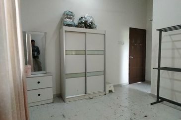 ✨ 1 Ekar Tanah + Rumah @ Kg. Pulau Meranti, Sepang! ✨ (Berdekatan Masjid Pulau Meranti)