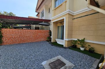 Lorong Az-Zaharah 10/20