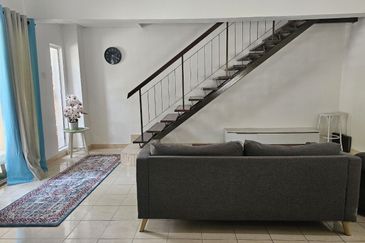 Lorong Az-Zaharah 10/20