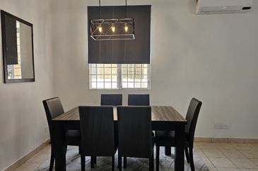 Lorong Az-Zaharah 10/20