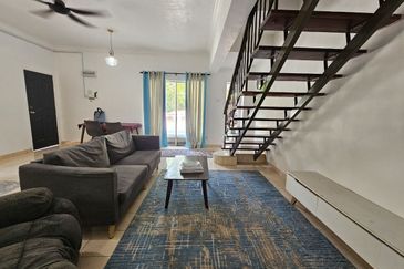 Lorong Az-Zaharah 10/20