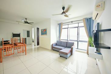 Kenwingston Square Garden