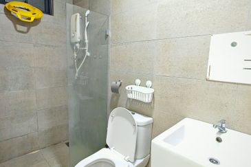 Kenwingston Square Garden