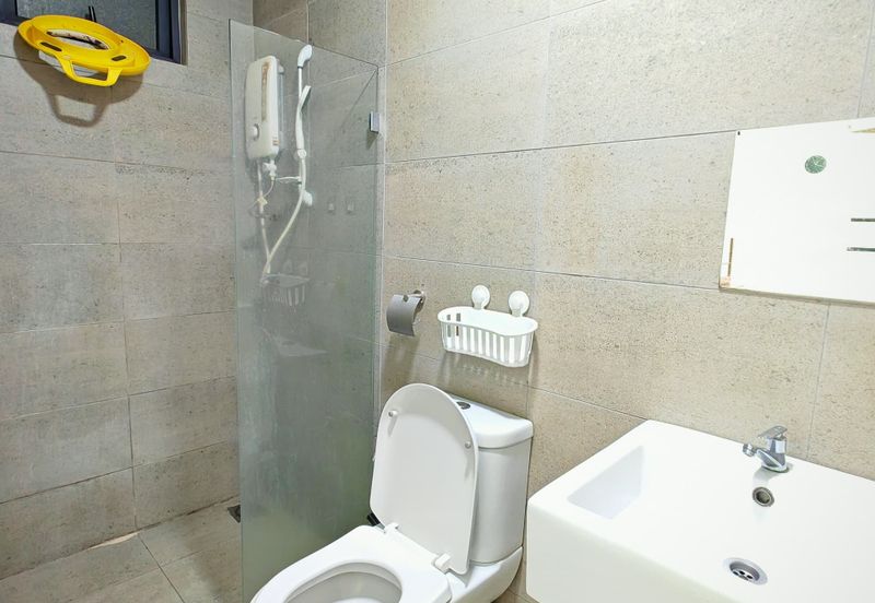 Kenwingston Square Garden