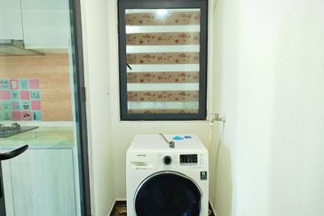 Kenwingston Square Garden